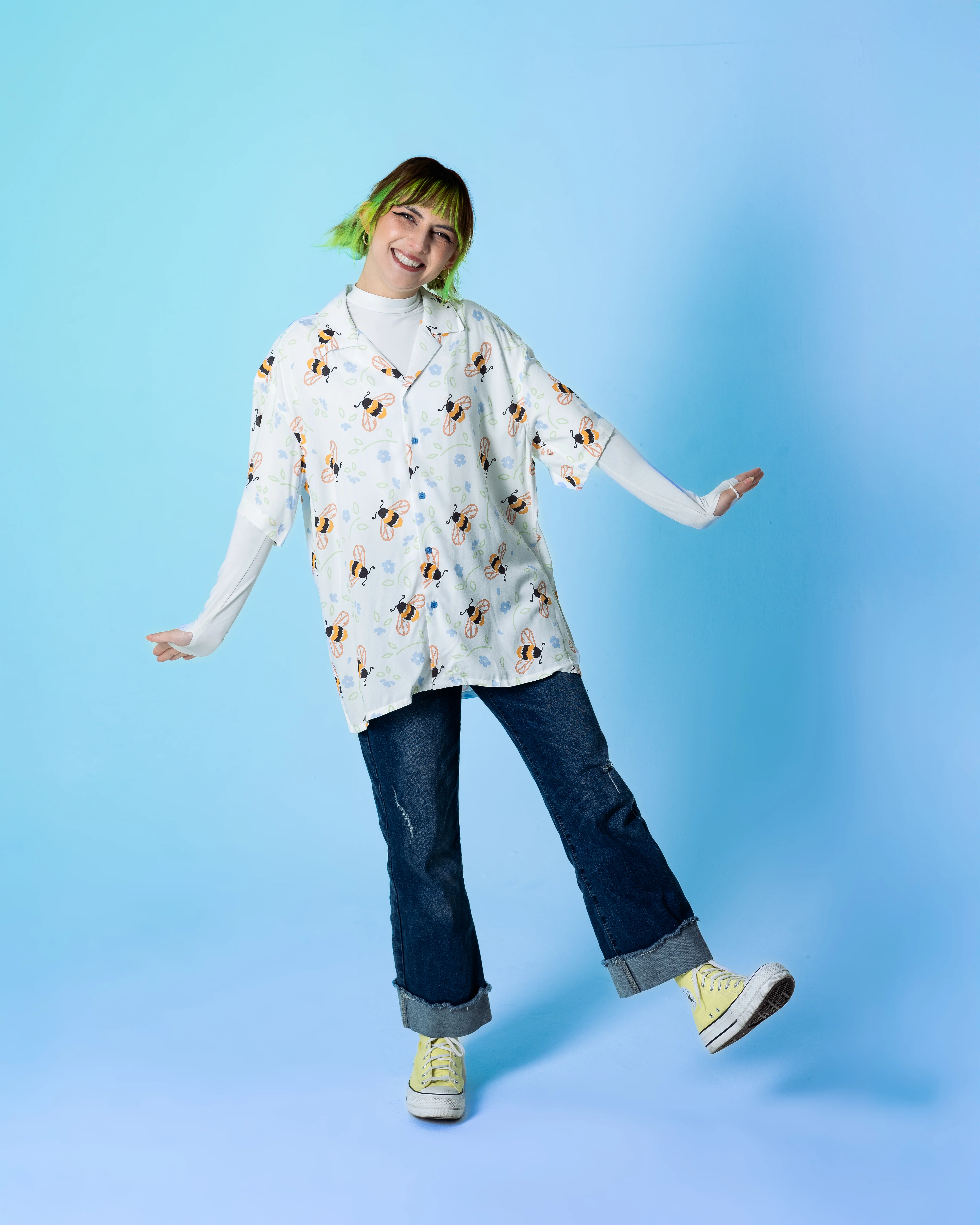 Buzzin' Around Button Up - Image 6