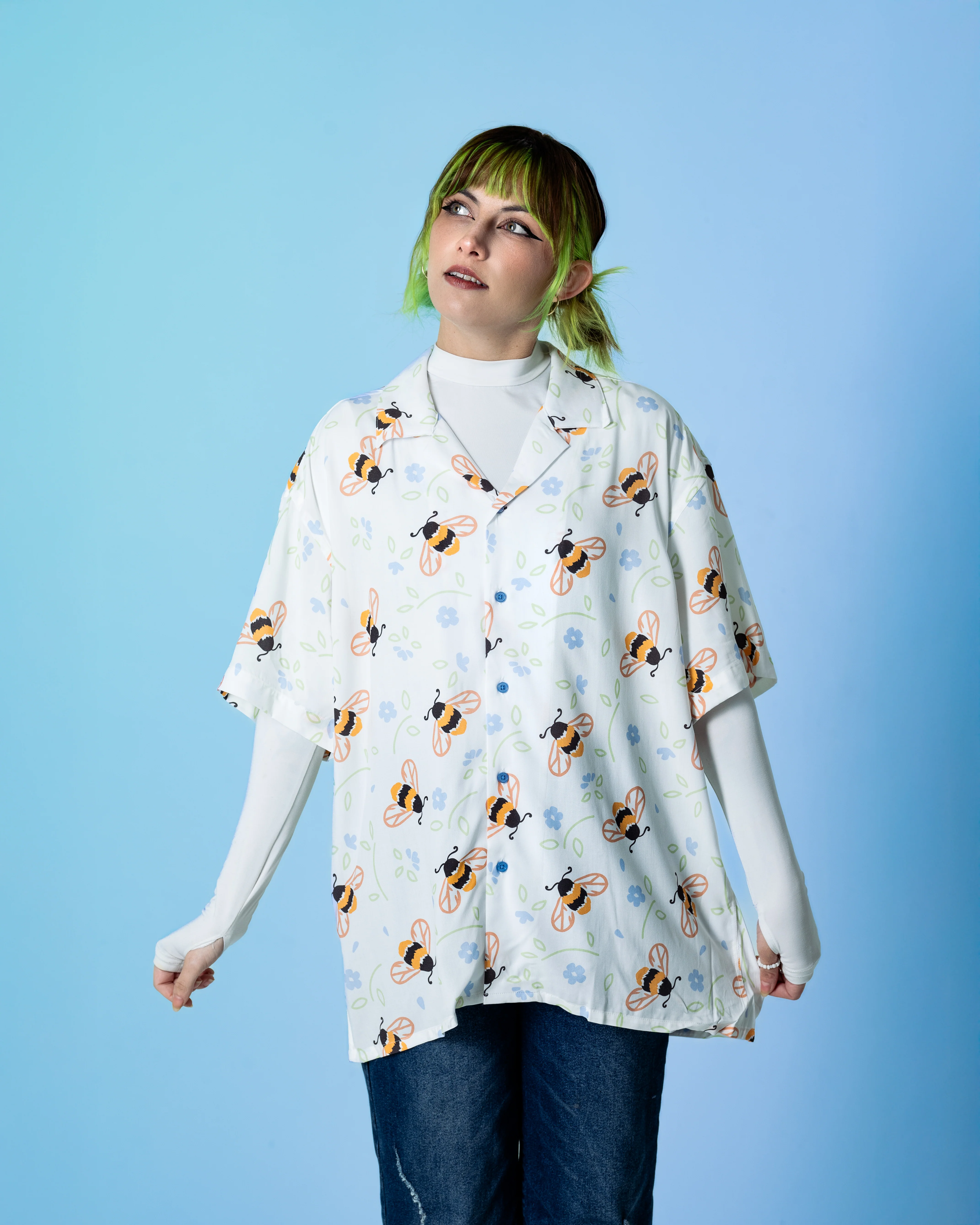Buzzin' Around Button Up - Image 7